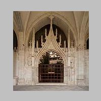 Catedral de Toledo, photo PMRMaeyaert, Wikipedia.jpg
